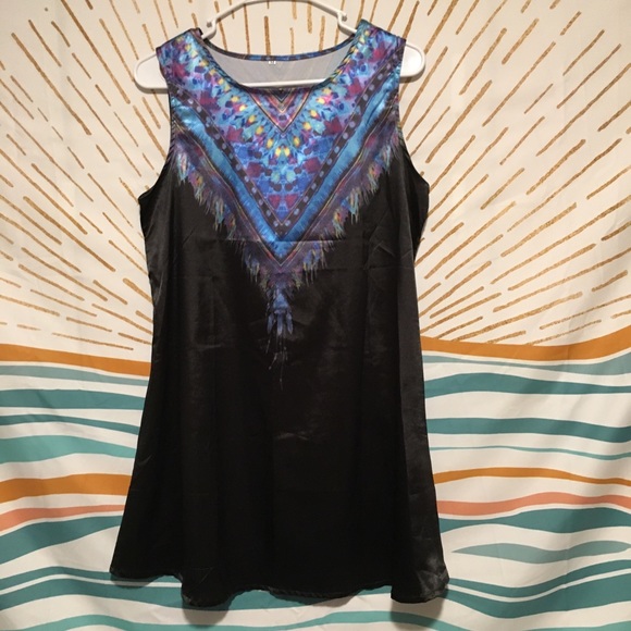 Dresses & Skirts - NWOT Beautiful dress!